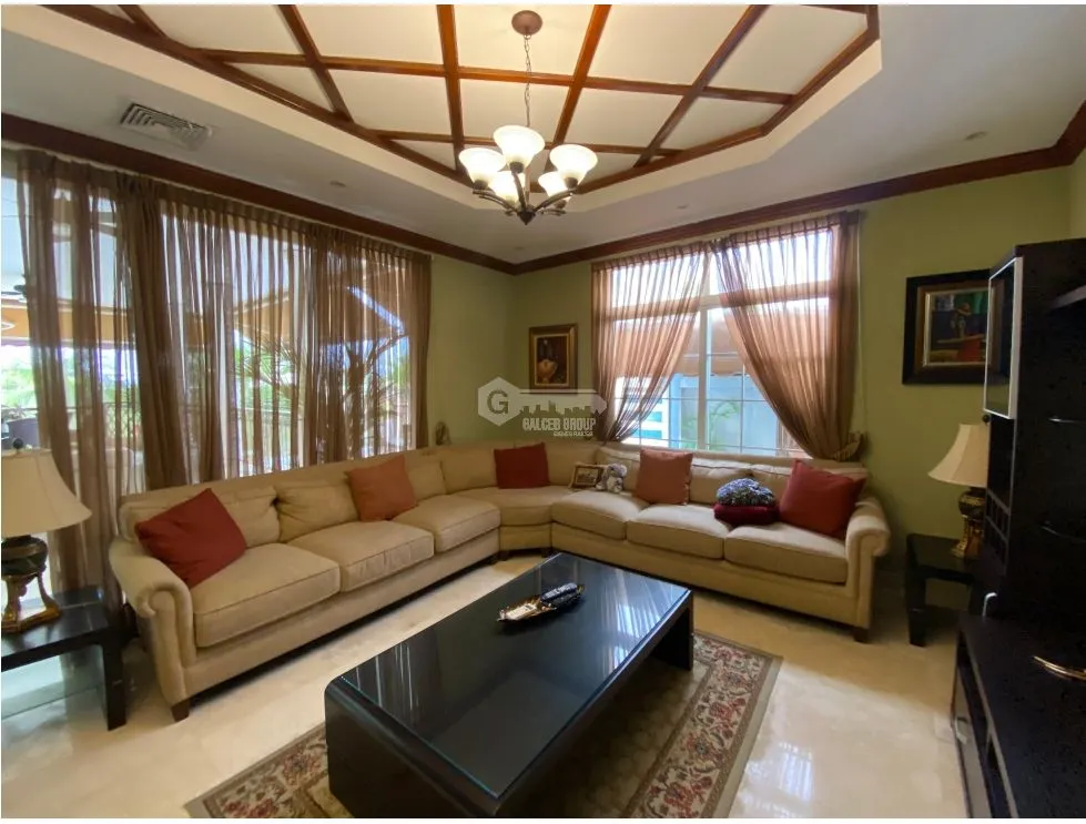 BETANIA / DOS MARES / 692M / 5 BEDROOMS / 2 LEVELS / DEN / TERRACE