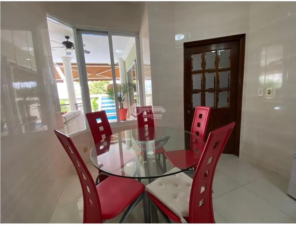 BETANIA / DOS MARES / 692M / 5 BEDROOMS / 2 LEVELS / DEN / TERRACE
