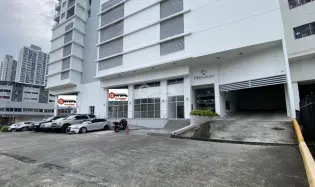 Espace commercial à Panama à louer
