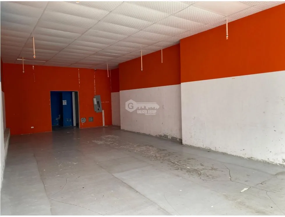 VIA ESPAÑA / PH PREMIUM / LOCAL / 254m2/ 2 ESPACIOS ABIERTOS / VACIO