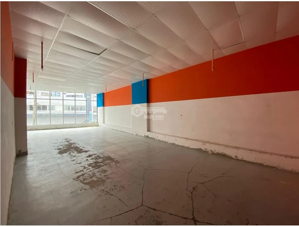 VIA ESPAÑA / PH PREMIUM / LOCAL / 254m2/ 2 ESPACIOS ABIERTOS / VACIO
