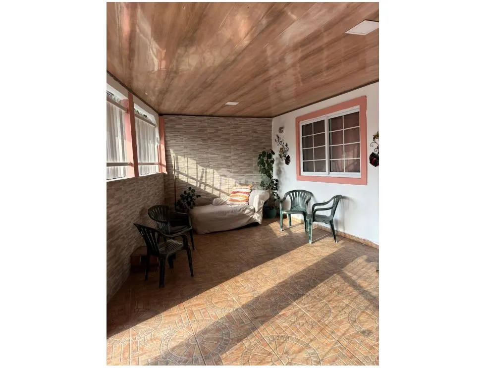 EL CRISOL / 184M / 3 HABITACIONES / TOTALMENTE CERCADA