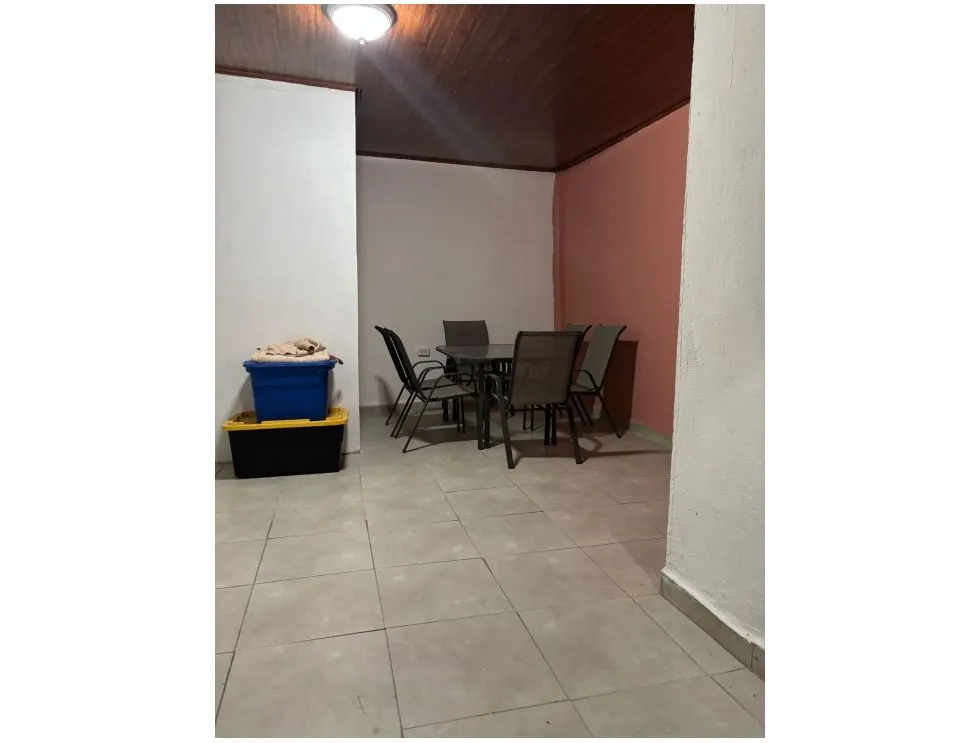EL CRISOL / 184M / 3 HABITACIONES / TOTALMENTE CERCADA