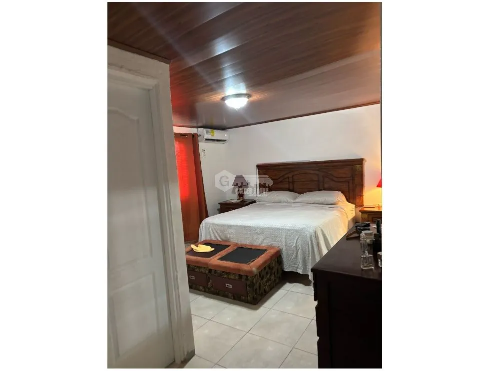 EL CRISOL / 184M / 3 HABITACIONES / TOTALMENTE CERCADA