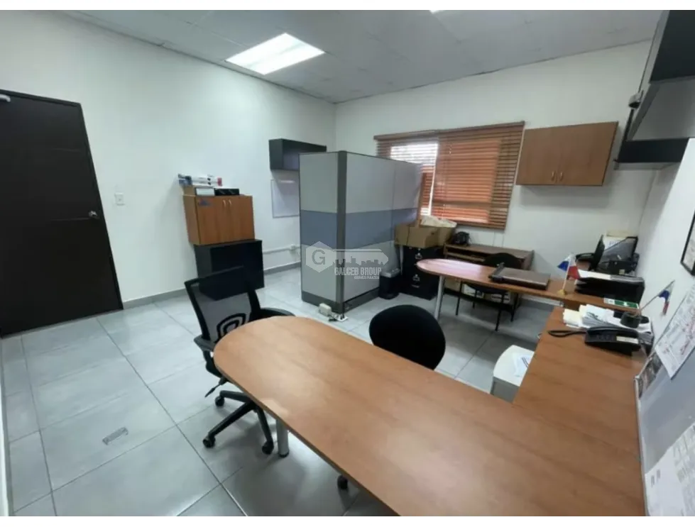Office for rent in Brisas Del Golf