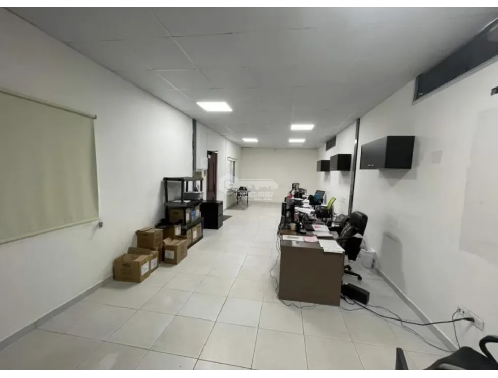 Office for rent in Brisas Del Golf