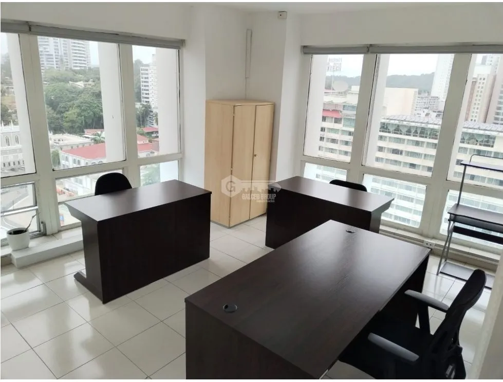 Office for rent in El Carmen