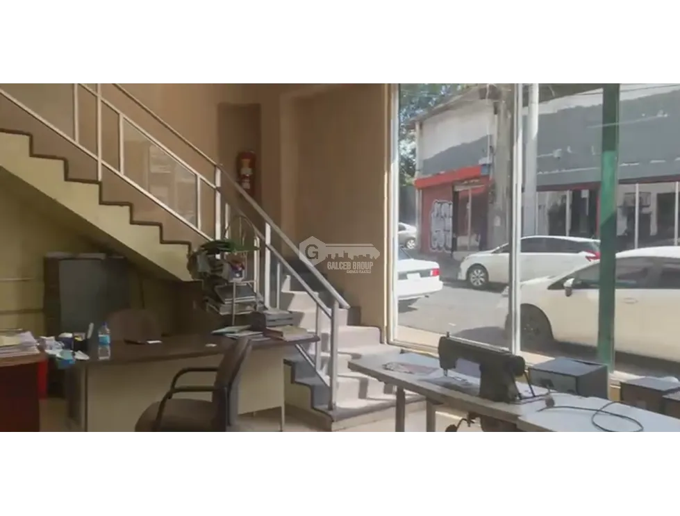 LOCAL / AVENIDA ANCON / 1485M / BODEGA  / OFICINAS / ANDEN / VACIO