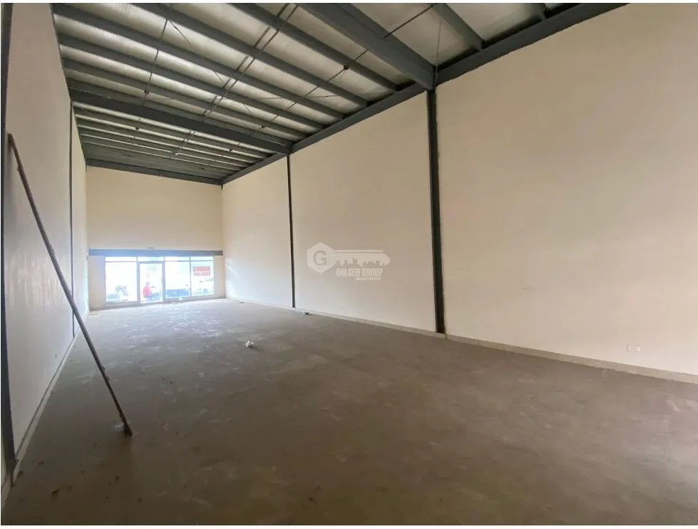 Espace commercial à Tocumen à louer
