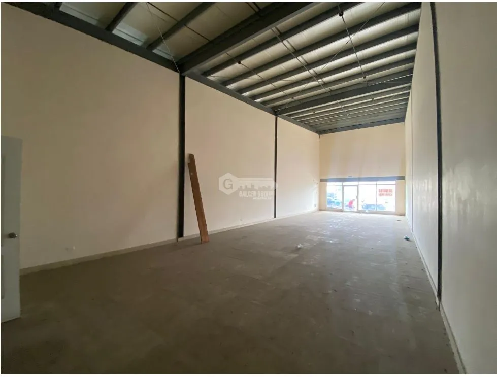 Espace commercial à Tocumen à louer