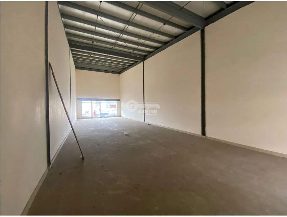 Espace commercial à Tocumen à louer