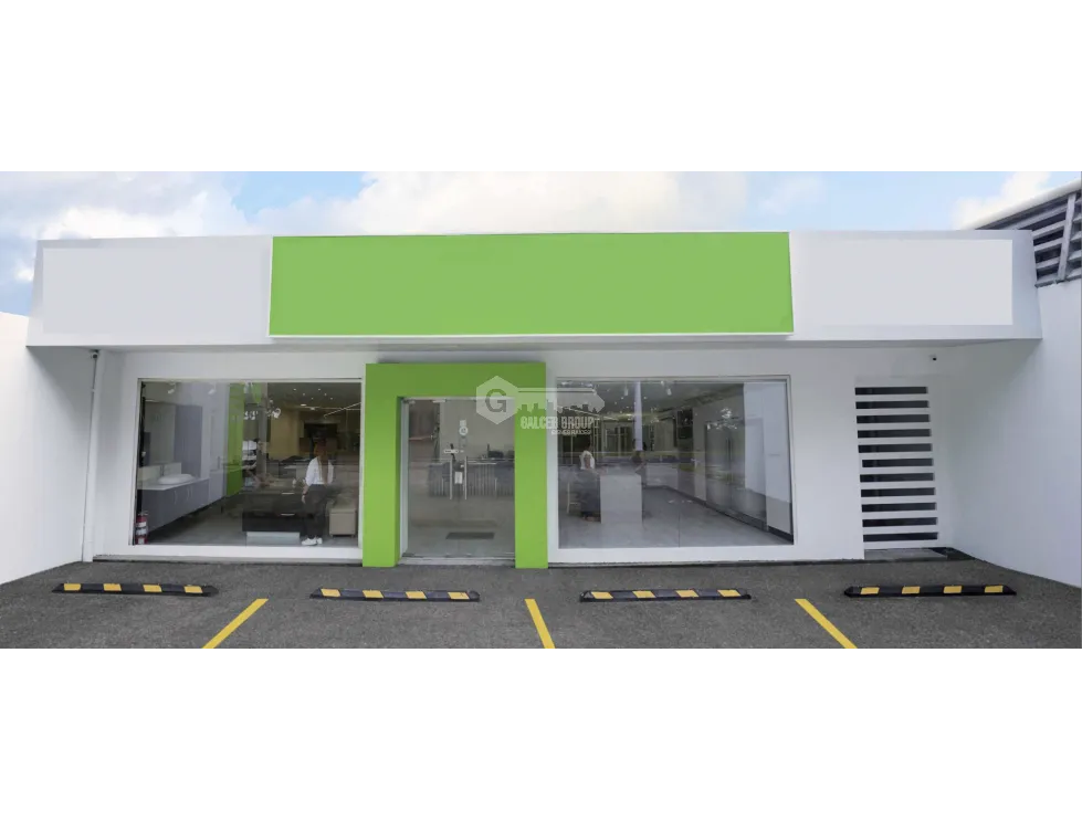PARQUE LEFEVRE / SANTA ELENA / 437M / LOCAL CON OFICINAS Y BODEGA JC