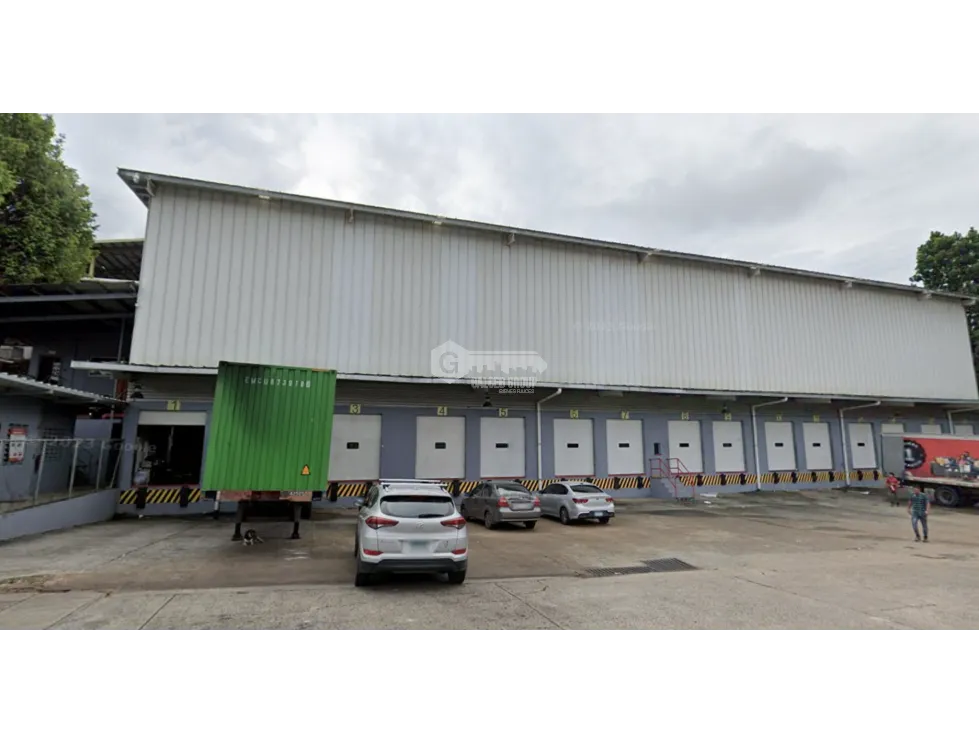 Warehouse for sale in Panama