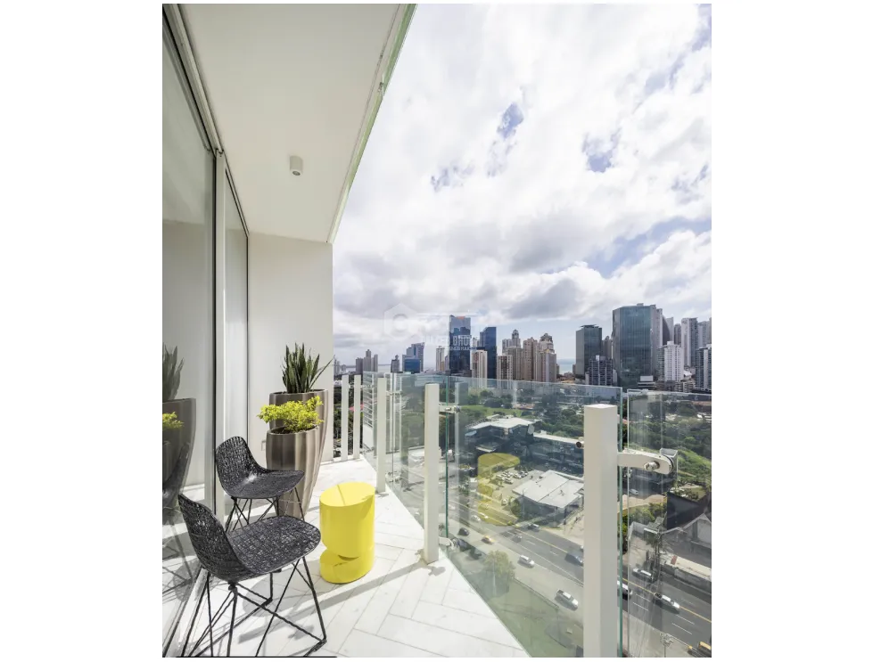 MARBELLA / WANDERS AND YOO / 144M / 2 HABITACIONES / AMOBLADO