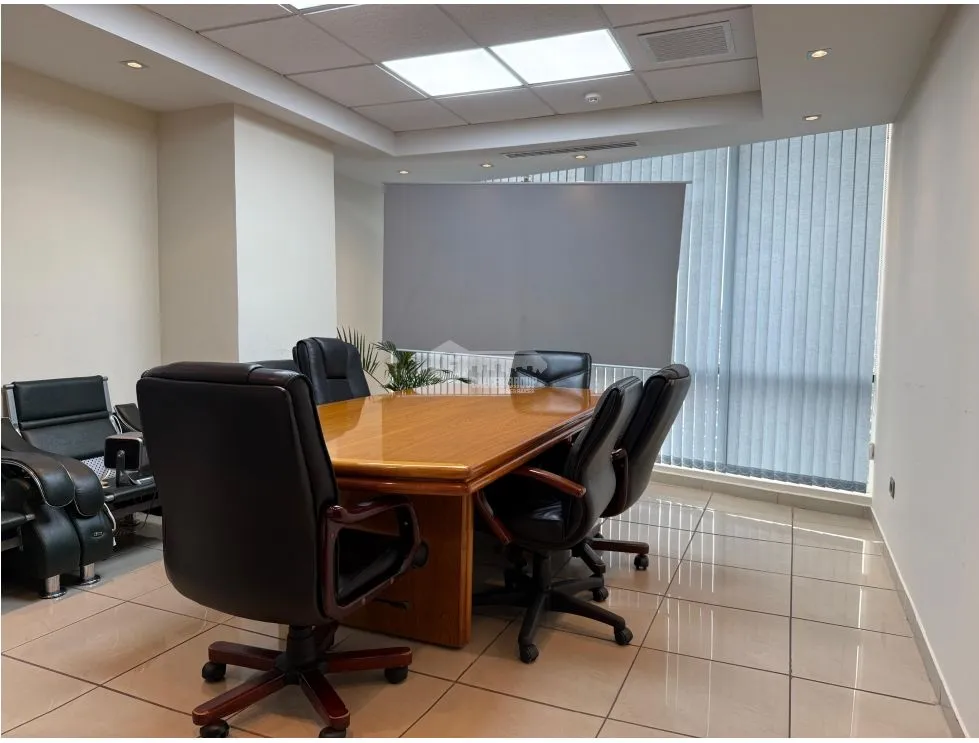 OFFICE / OBARRIO / GENERALLI TOWER / 360M2 / FURNISHED / 9 PARKING SPACES