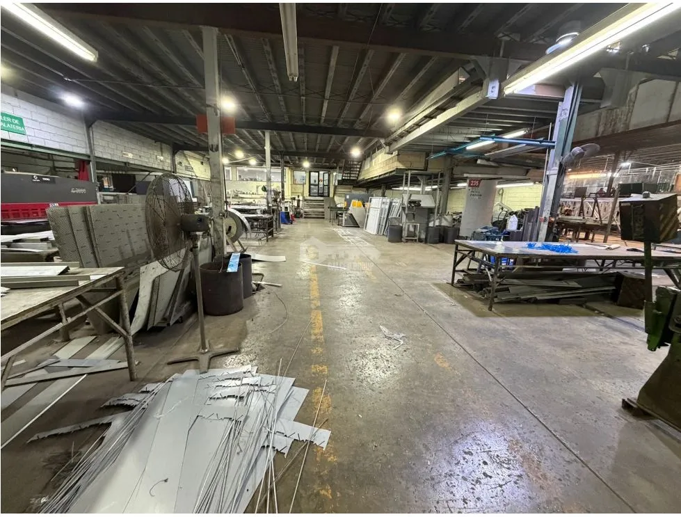 RIO ABAJO / WAREHOUSE WITH GATEHOUSE OFFICES / 5000M / CODE C-2 / RN1 JC