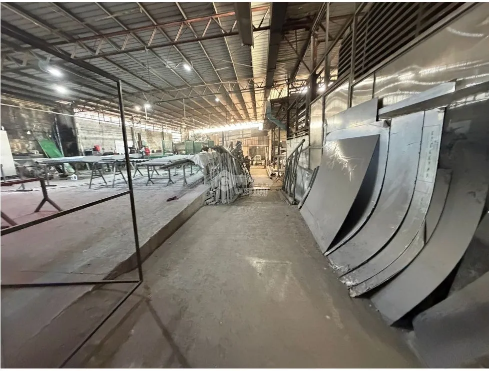 RIO ABAJO / WAREHOUSE WITH GATEHOUSE OFFICES / 5000M / CODE C-2 / RN1 JC