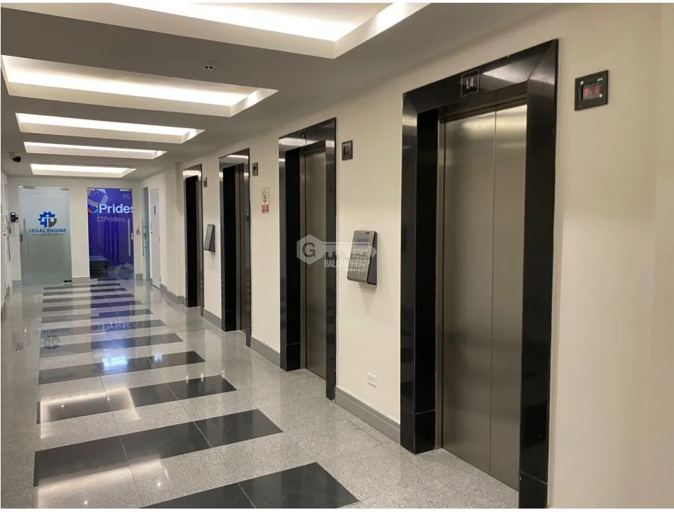 Office for sale in Costa del Este