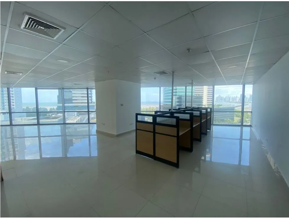 Office for sale in Costa del Este