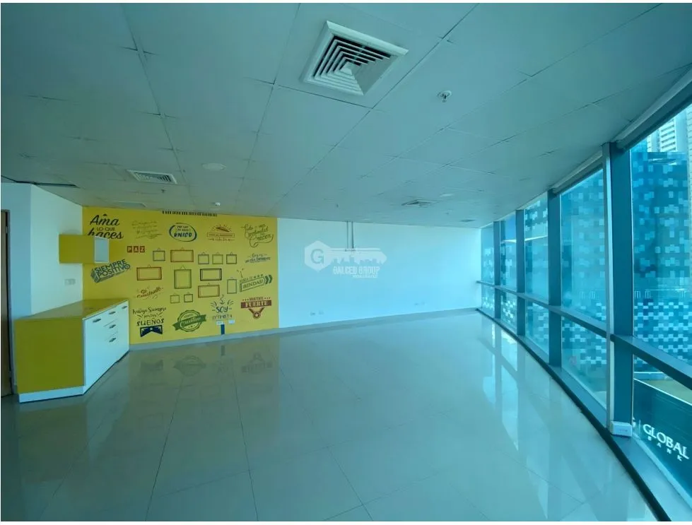 Office for sale in Costa del Este