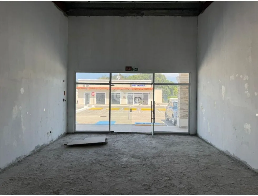 PLAZA FARALLONES / RIO HATO / 90M / COMMERCIAL SPACES JC