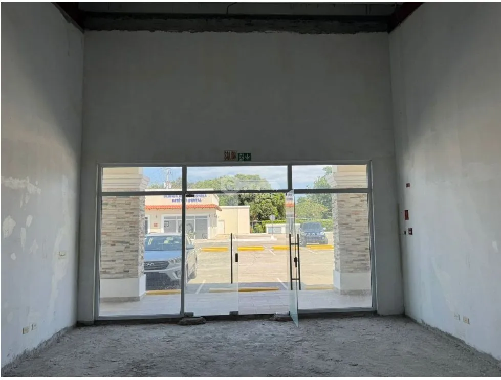 PLAZA FARALLONES / RIO HATO / 90M / COMMERCIAL SPACES JC