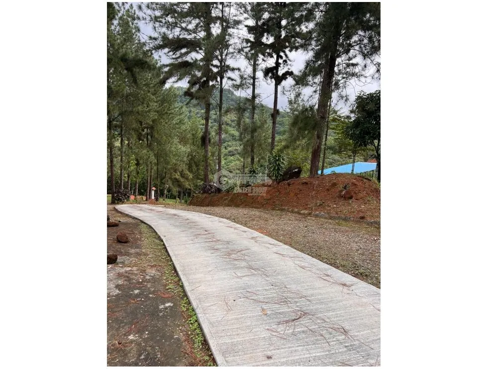 建筑很多 在 Cerro Azul 出售