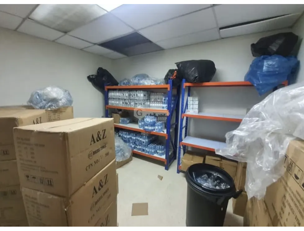 Commercial Space for sale in Via Espana