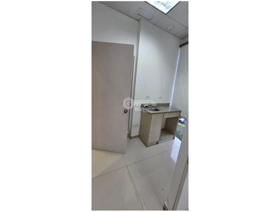 Costa del Este / Medical Office / Atrio Mall / 84M