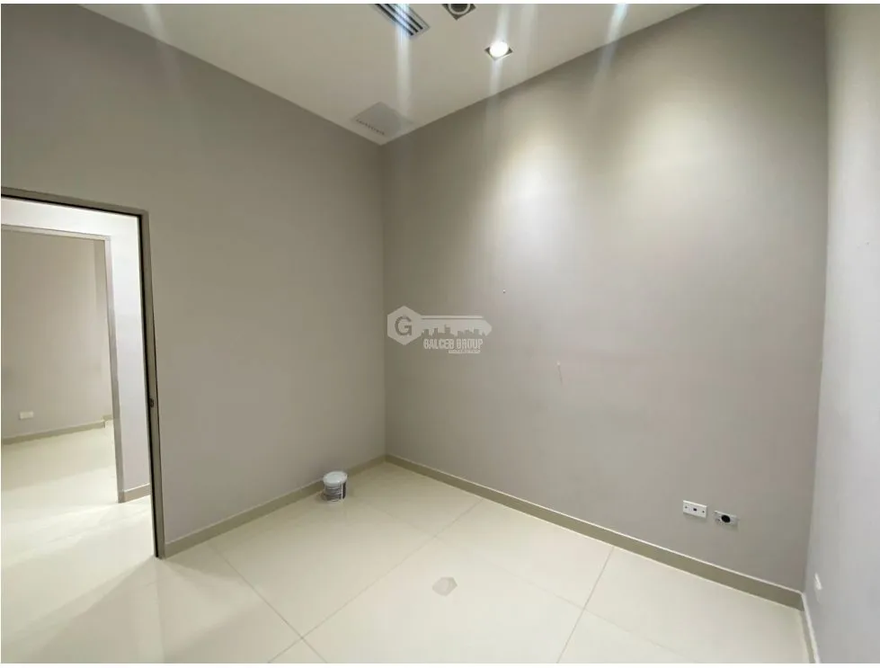 COSTA DEL ESTE / CONSULTORIO / ATRIO MALL / 84M