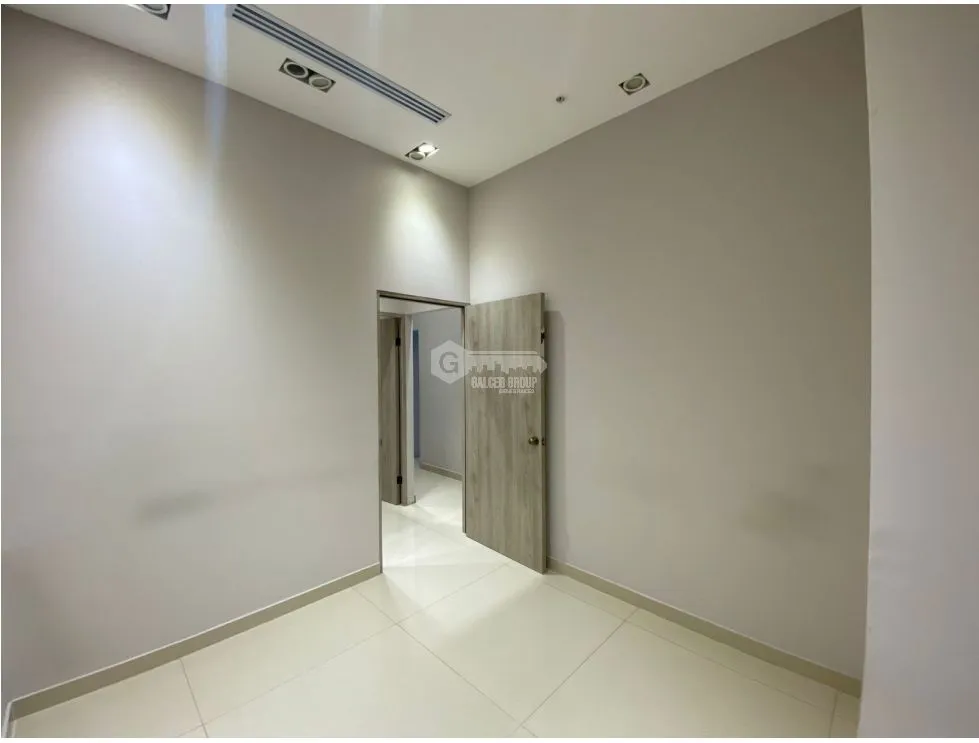 COSTA DEL ESTE / CONSULTORIO / ATRIO MALL / 84M
