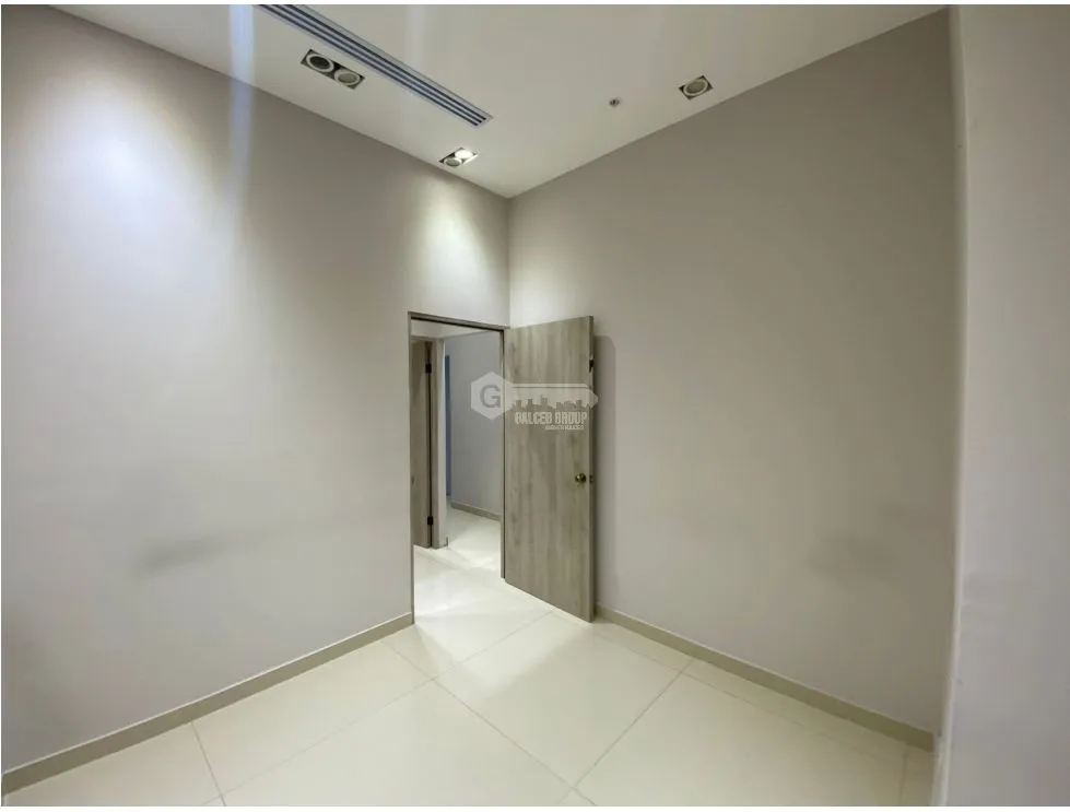 COSTA DEL ESTE / CONSULTORIO / ATRIO MALL / 84M