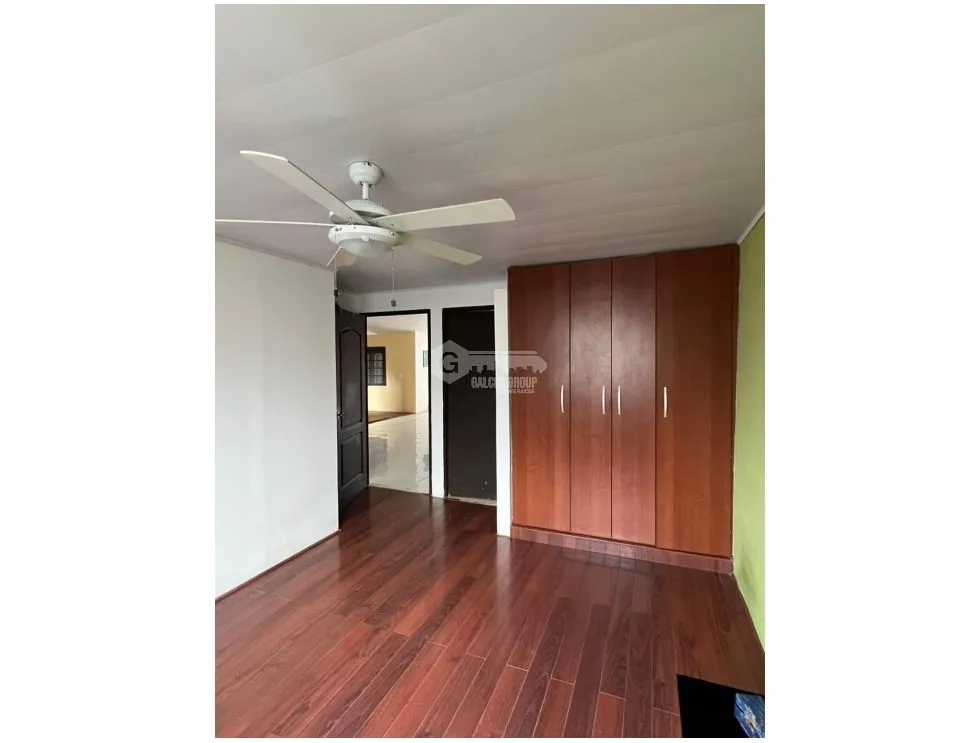 Дом в Parque Lefevre на продажу