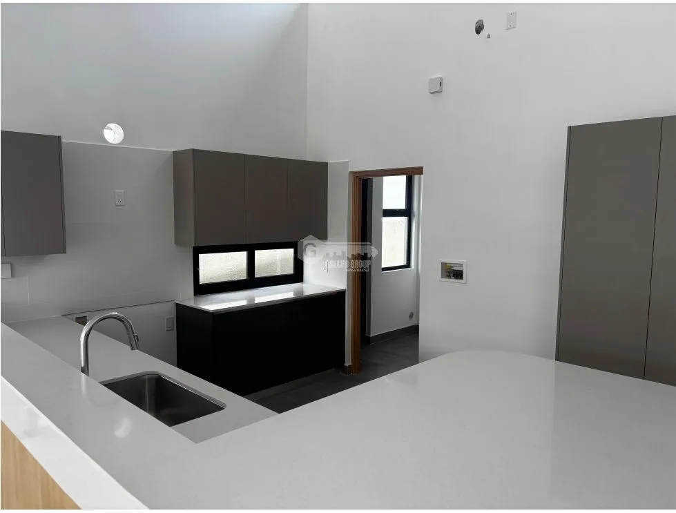 CONDADO DEL REY / ALTOS DE PANAMA / BARRIO ALTO / 410M / 3 HABITACION