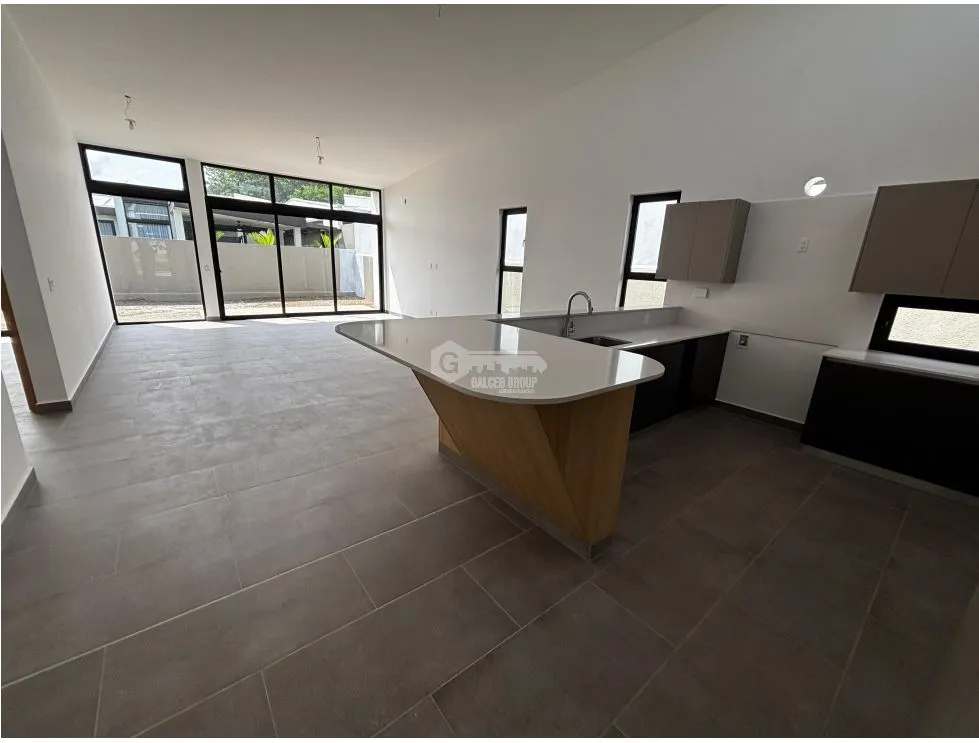 CONDADO DEL REY / ALTOS DE PANAMA / BARRIO ALTO / 410M / 3 HABITACION