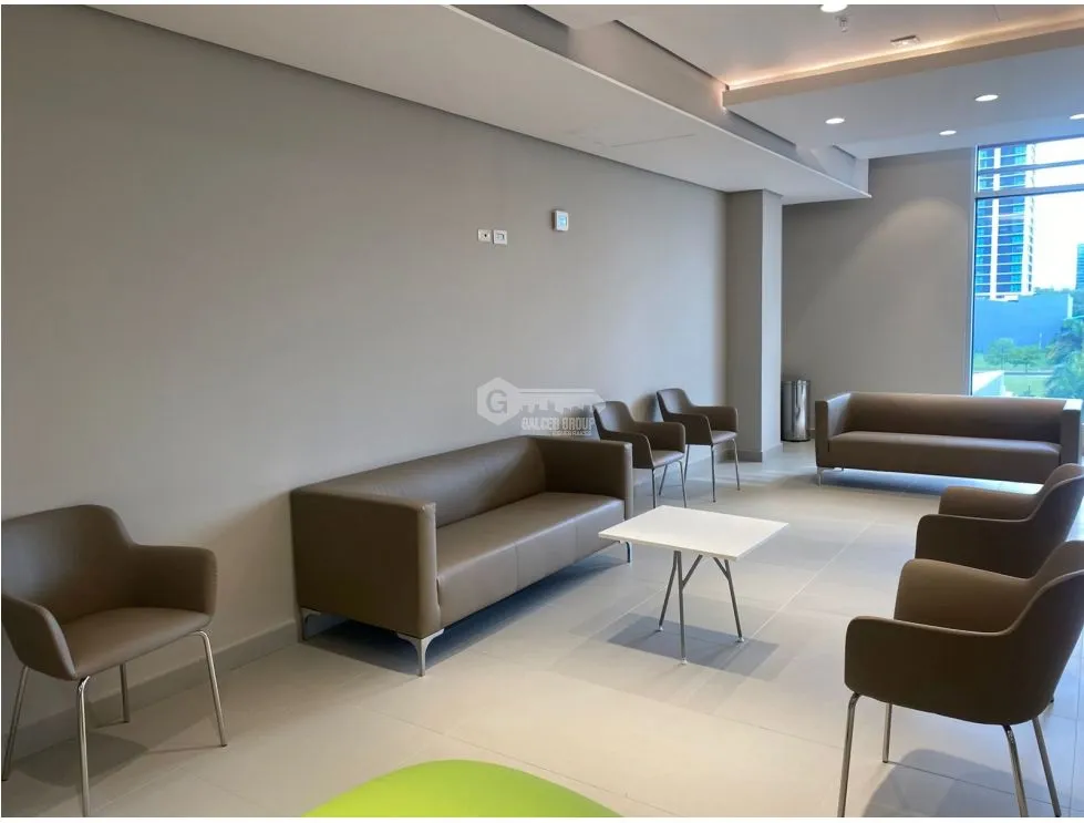 Office for sale in Costa del Este
