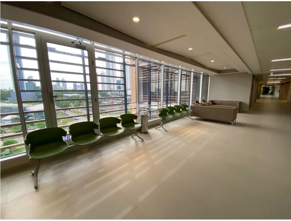Office for sale in Costa del Este