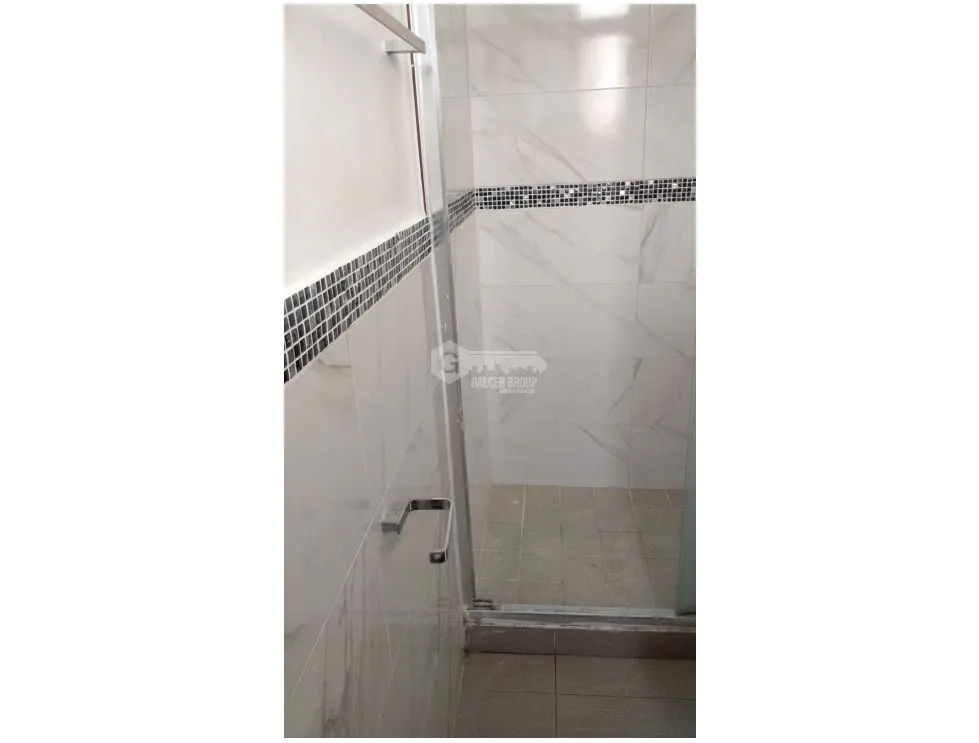 EL CARMEN / RAINBOW TOWER / 98M / 3 HABITACION / LINEA BLANCA