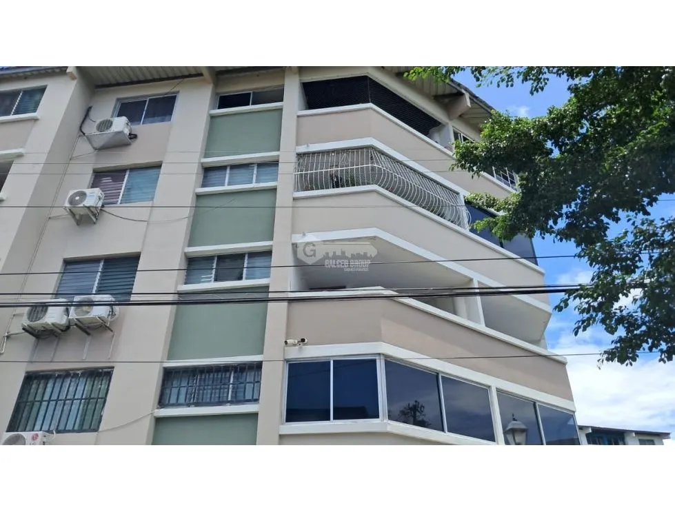 Appartement à Parque Lefevre à vendre