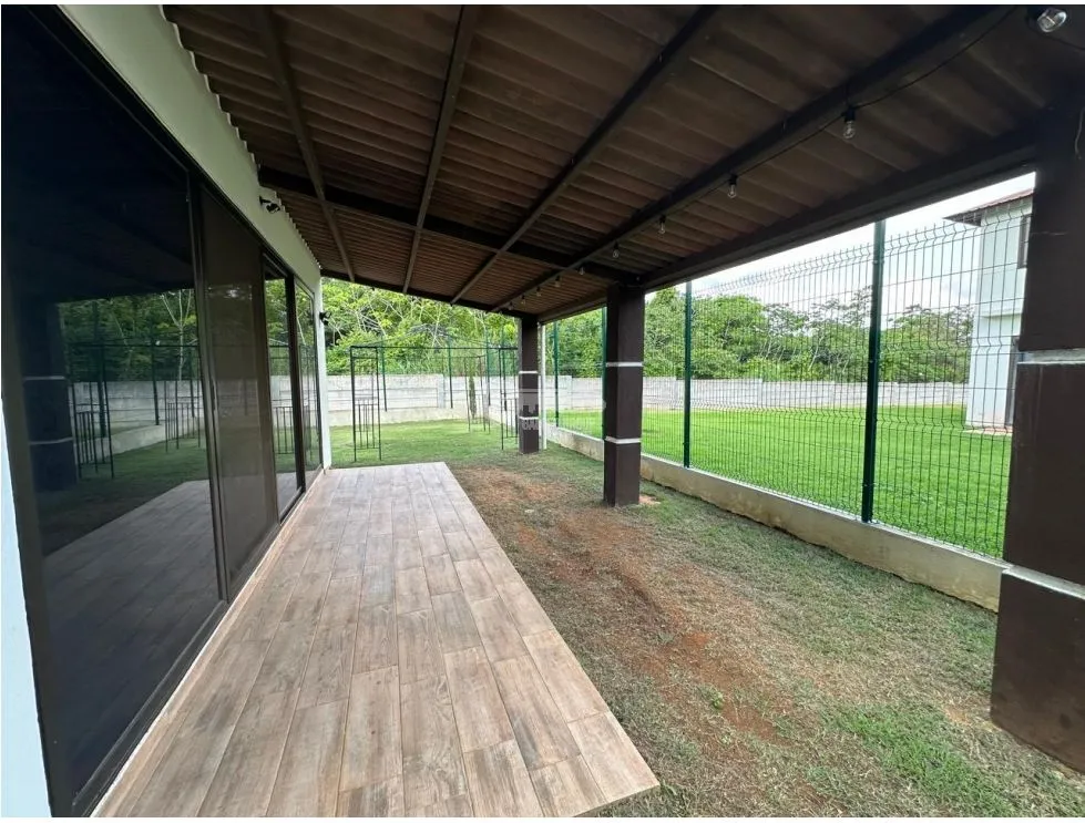 Maison unifamiliale à Chorrera à louer
