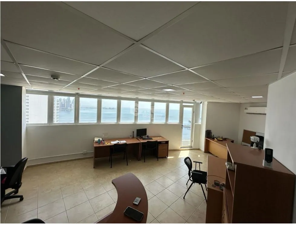 Office for sale in Panama