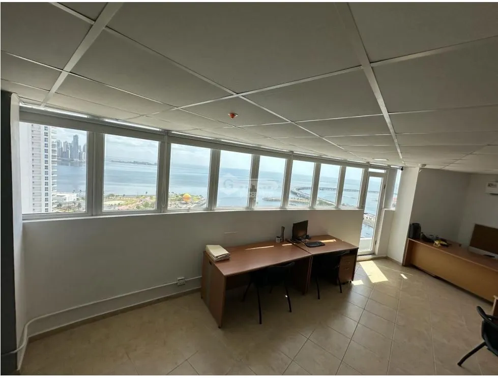 Office for sale in Panama