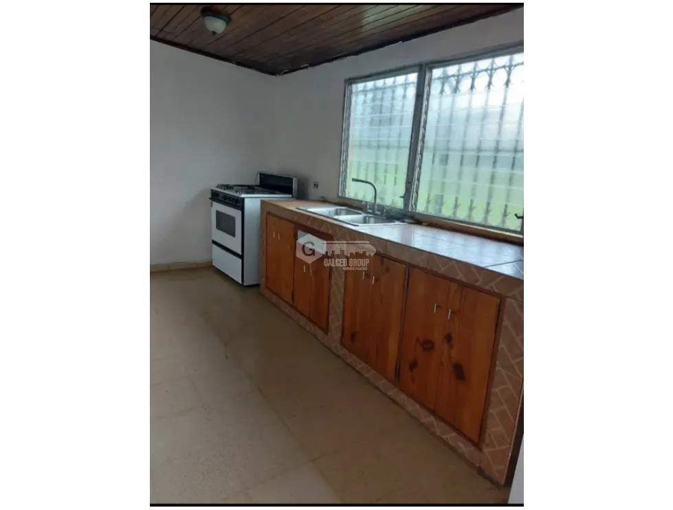 LA CHORRERA / FUENTES DEL CHASE / 425 M / 3 BEDROOM / CORNER PROPERTY