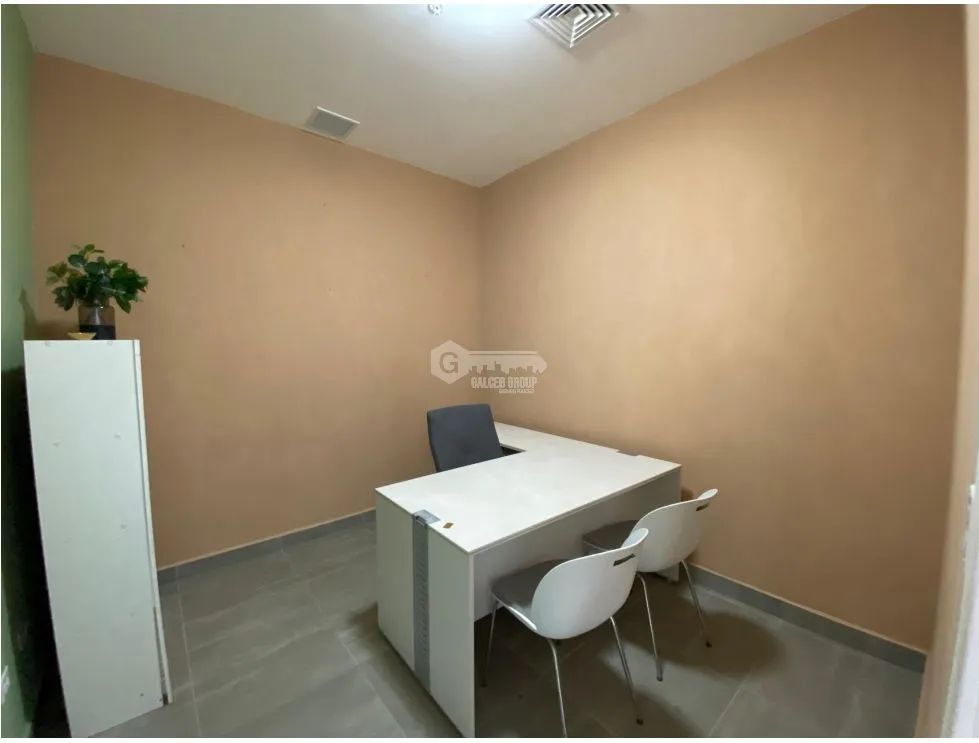 CONDADO DEL REY /  LOCAL COMERCIAL / CENTENNIAL / 106M / 5 DIVISIONES