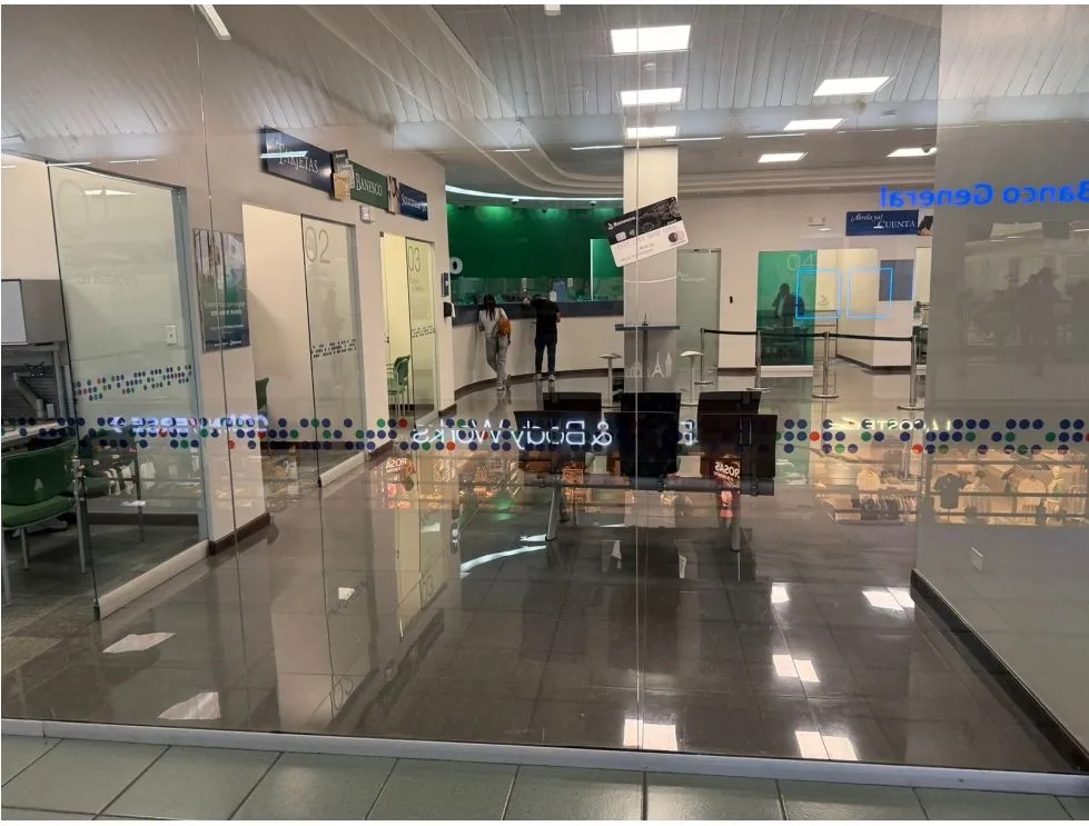 ALBROOK MALL / COMMERCIAL SPACE / 430M / FLOOR 2 / NEAR BANKS