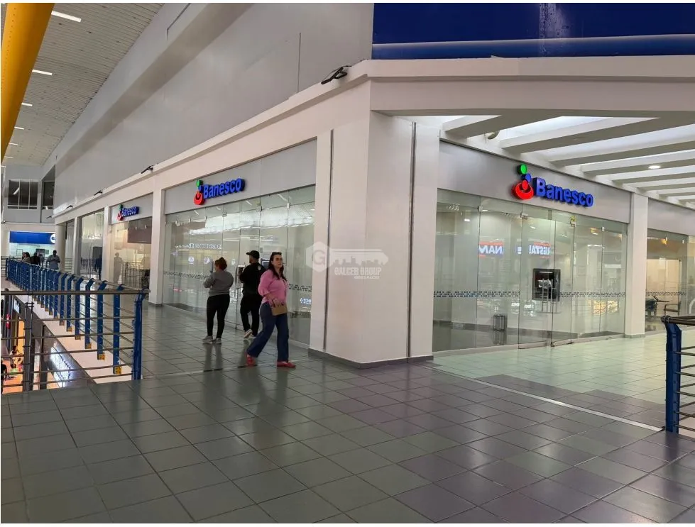 ALBROOK MALL / COMMERCIAL SPACE / 430M / FLOOR 2 / NEAR BANKS