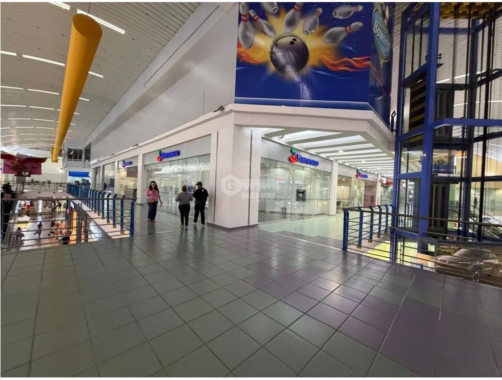 ALBROOK MALL / COMMERCIAL SPACE / 430M / FLOOR 2 / NEAR BANKS