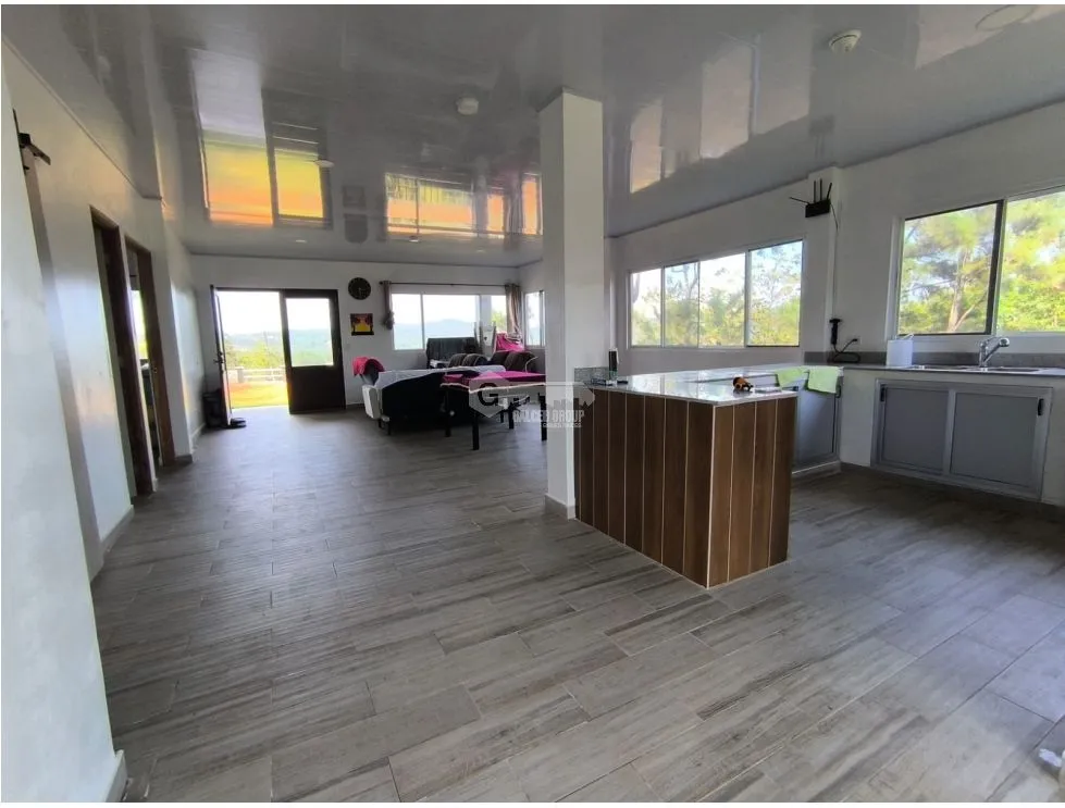 CERRO AZUL / 2000 M2 / 2 NIVELES / 4 HABITACIONES / CAMPESTRE