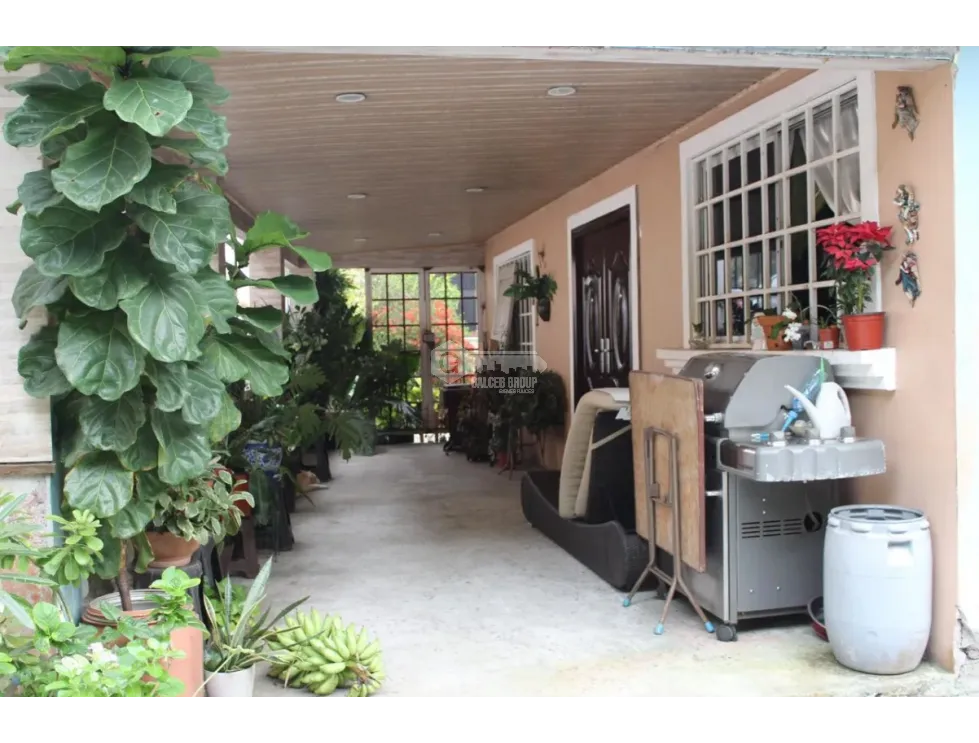 LAS CUMBRES / 491M / 2 BEDROOMS / TERRACE / MAIN AVENUE