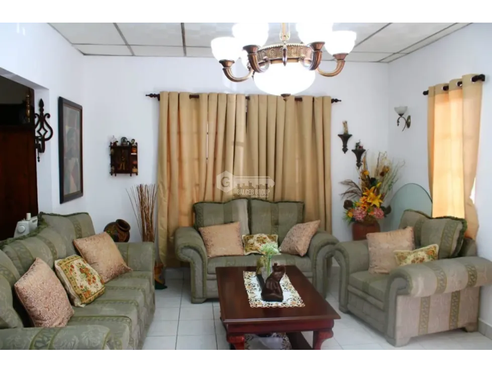 LAS CUMBRES / 491M / 2 BEDROOMS / TERRACE / MAIN AVENUE